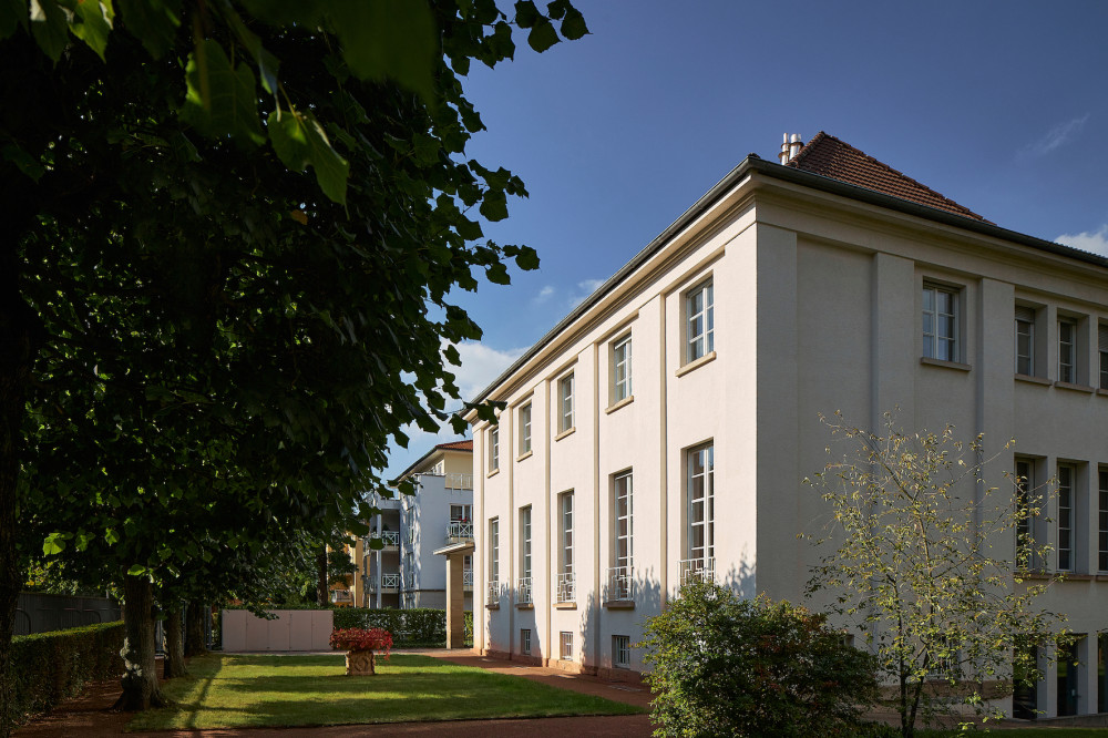 Frontansicht von Haus der Architekten in Dresden
